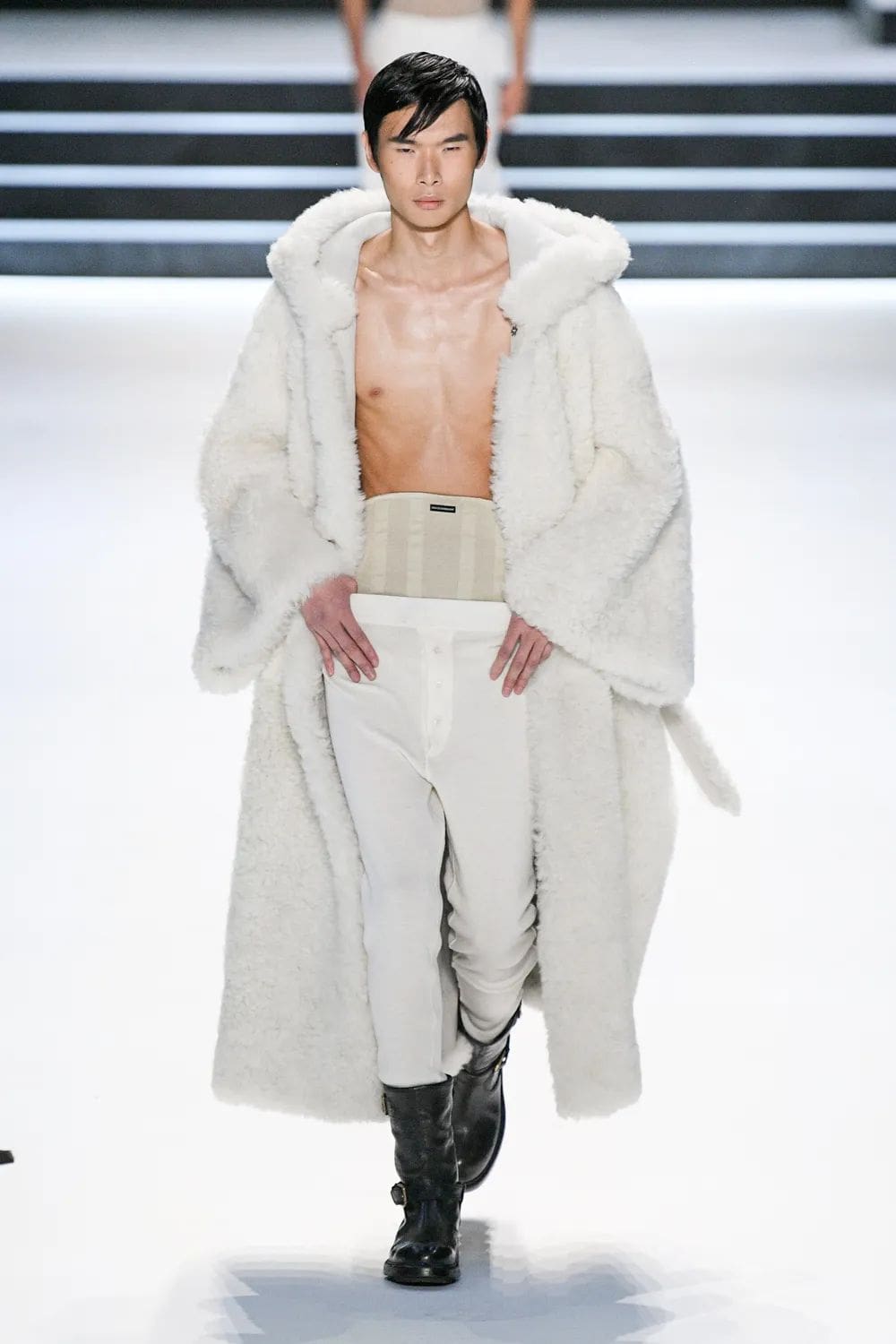 Dolce Gabbana Otoño Invierno 2023 2024 Ropa de Caballero Runway Magazine 78