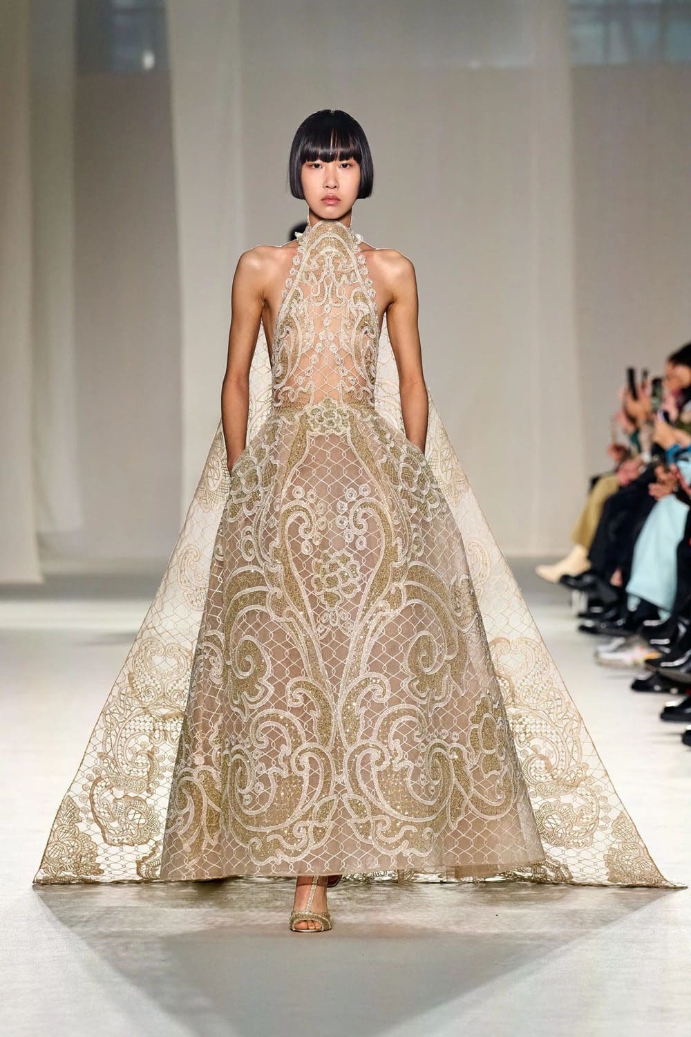Elie Saab Alta Costura Primavera Verano 2023 Runway Magazine 17