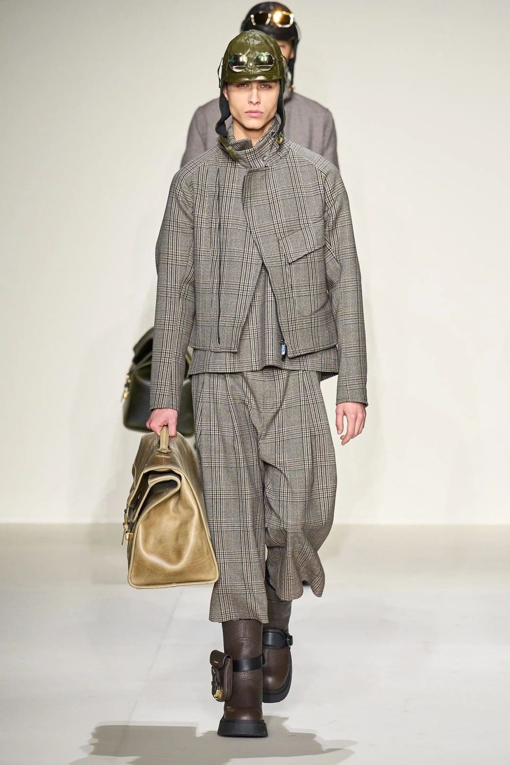 Emporio Armani Fall Winter 2023 2024 Menswear Runway Magazine 10