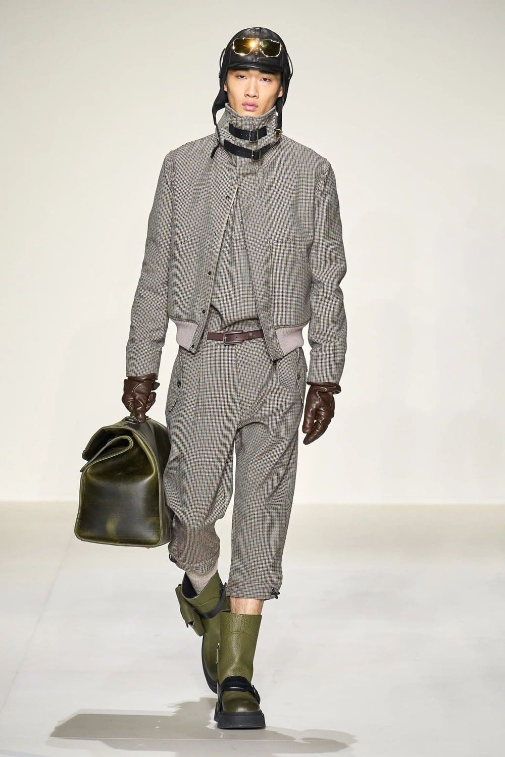 Emporio Armani Fall Winter 2023 2024 Menswear Runway Magazine 11
