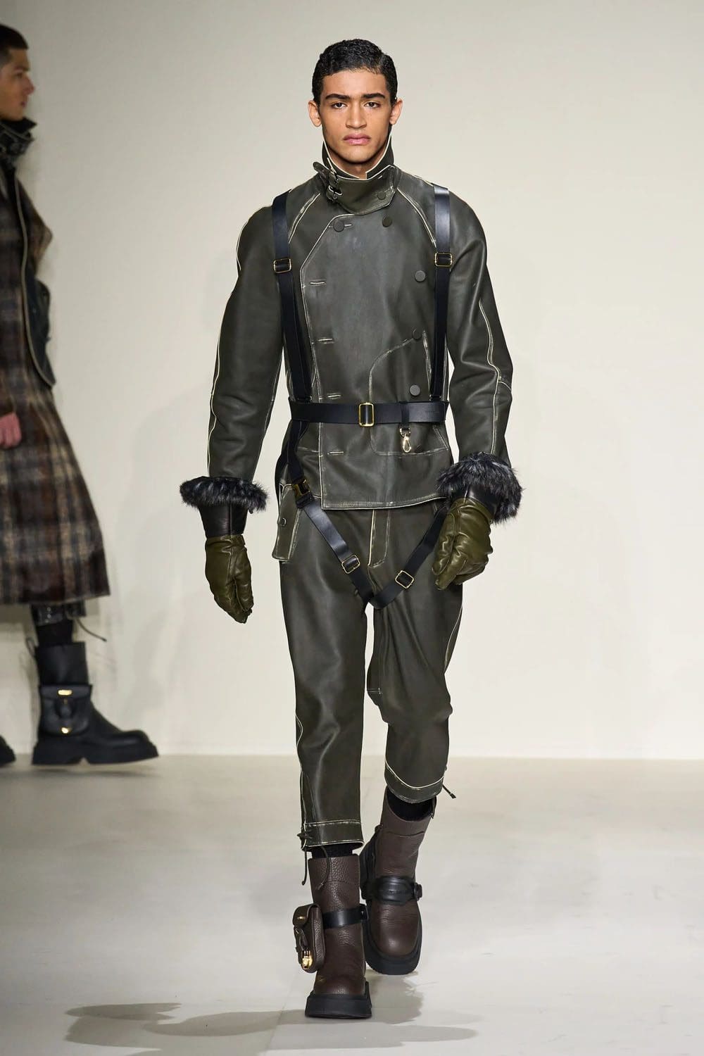 Emporio Armani Fall Winter 2023 2024 Menswear Runway Magazine 25