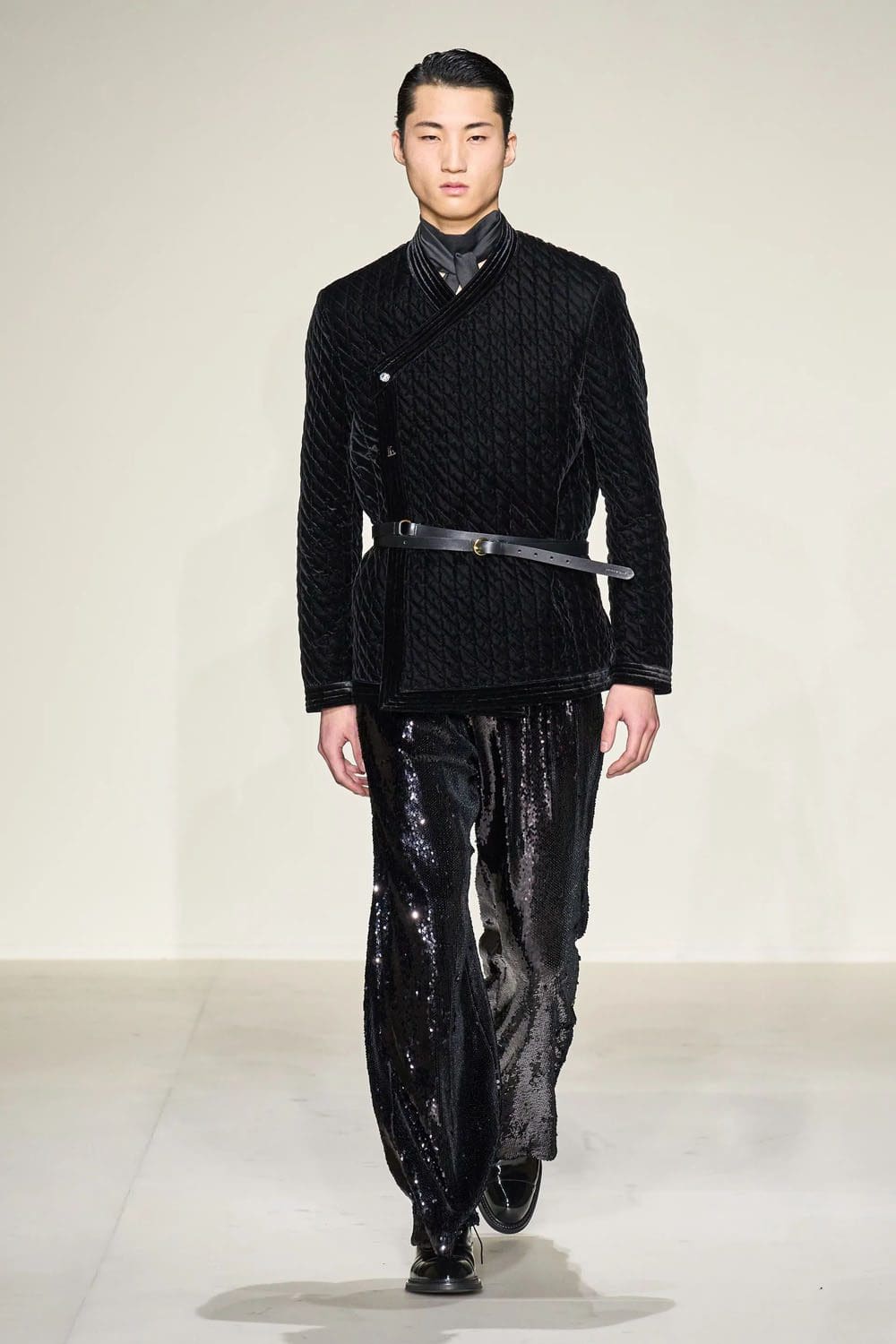 Emporio Armani Fall Winter 2023 2024 Menswear Runway Magazine 94