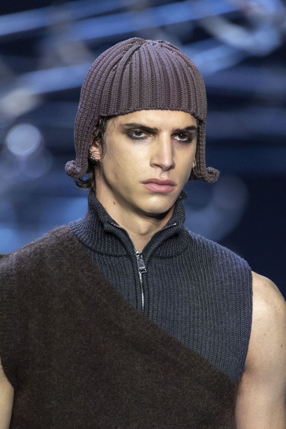 Fendi Close Up Fall 2023 2024 Menswear Runway Magazine 14