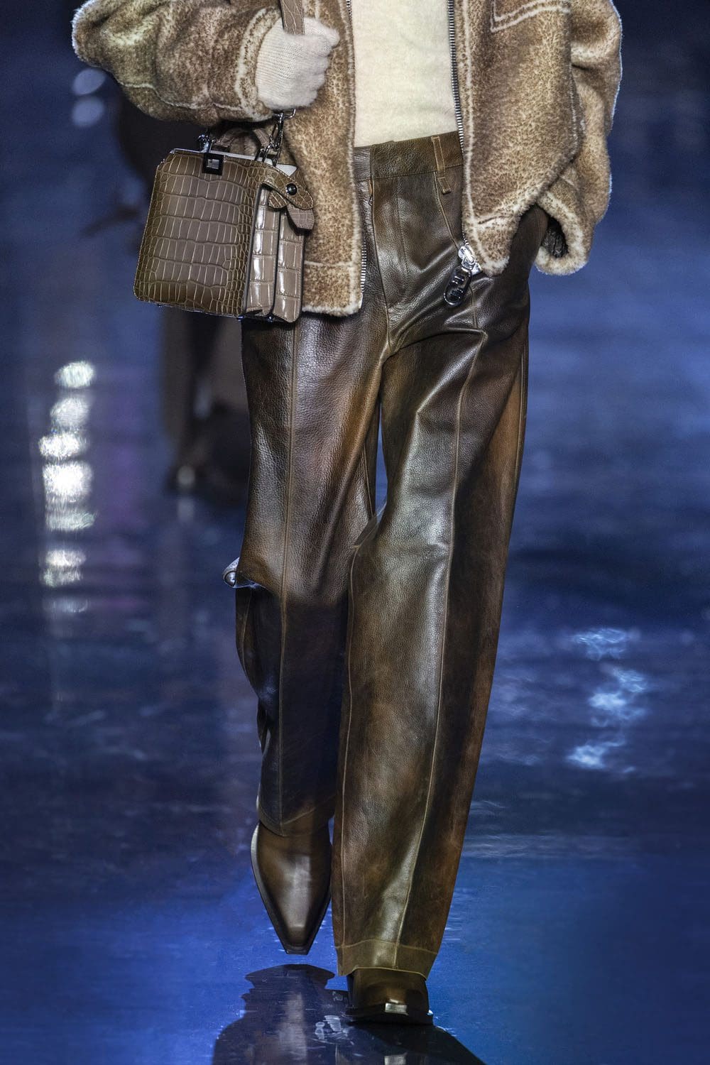 Fendi Close Up Fall 2023 2024 Menswear Runway Magazine 16