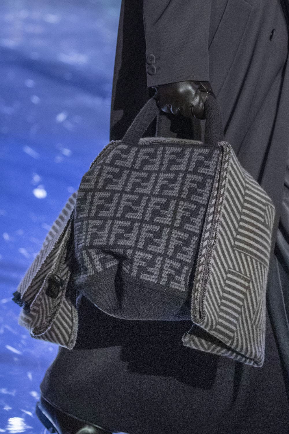 Fendi Close Up Fall 2023 2024 Menswear Runway Magazine 3
