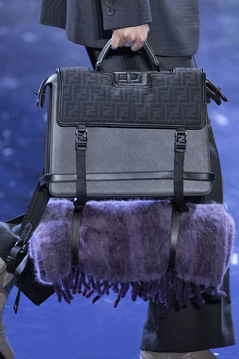 Fendi Close Up Fall 2023 2024 Menswear Runway Magazine 32