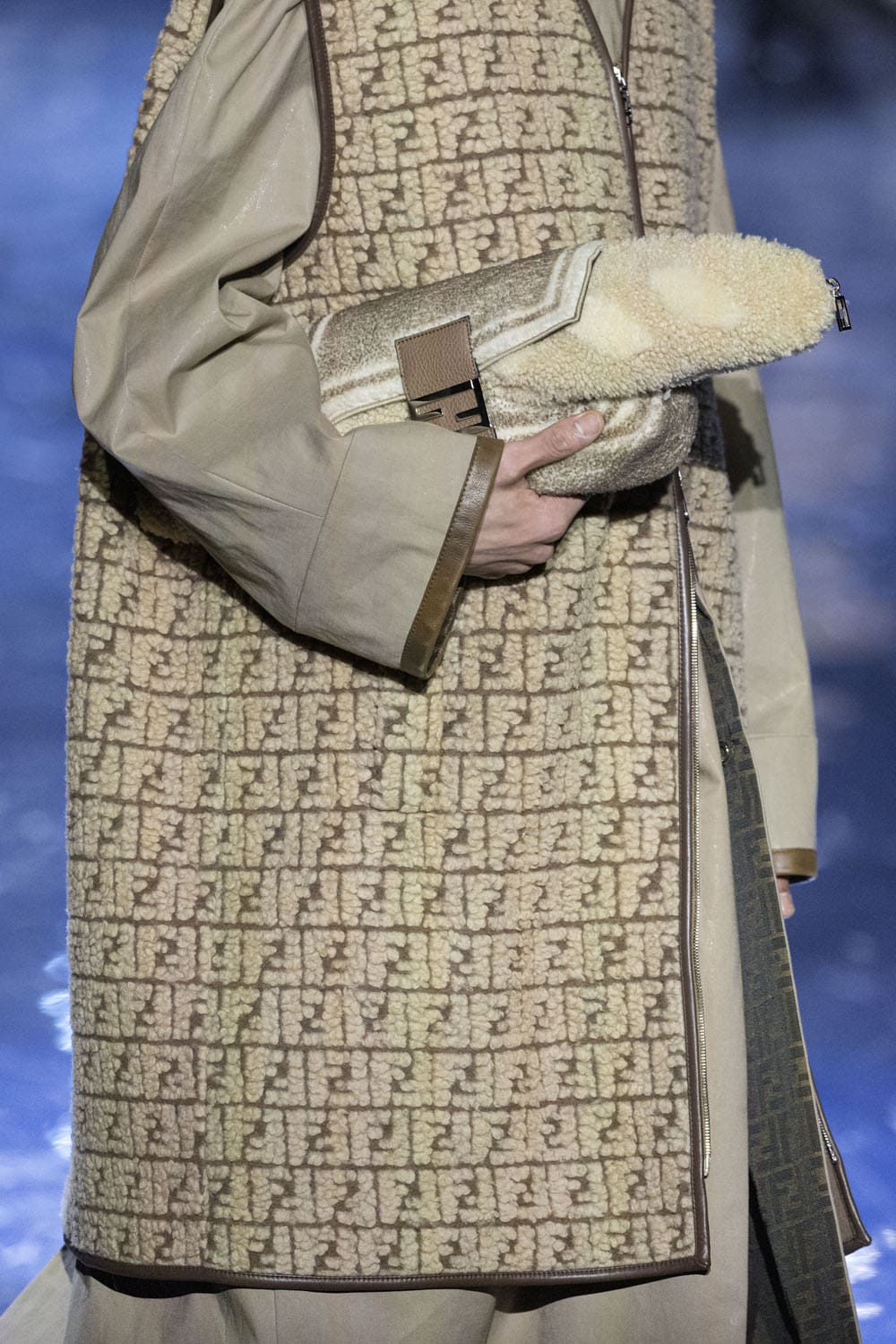 Fendi Close Up Fall 2023 2024 Menswear Runway Magazine 40