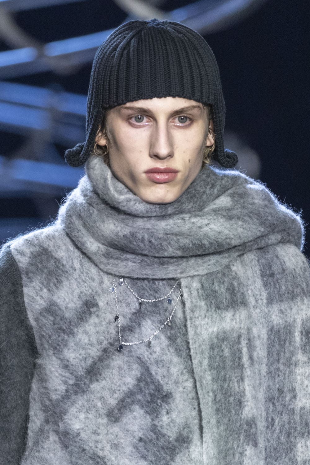 Fendi Close Up Fall 2023 2024 Menswear Runway Magazine 49