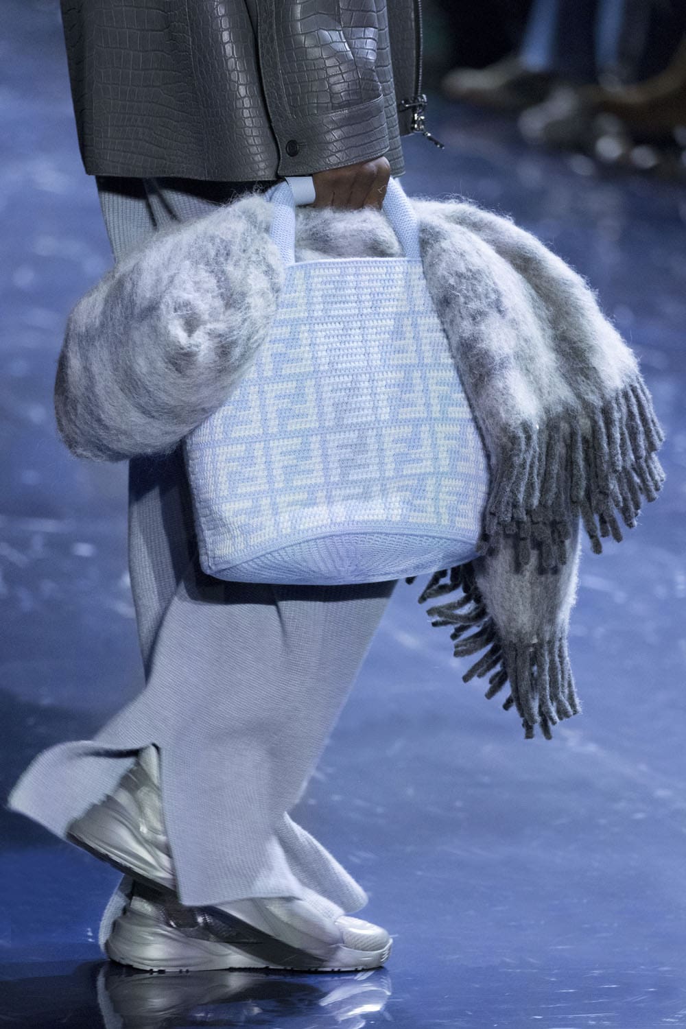 Fendi Close Up Fall 2023 2024 Menswear Runway Magazine 56