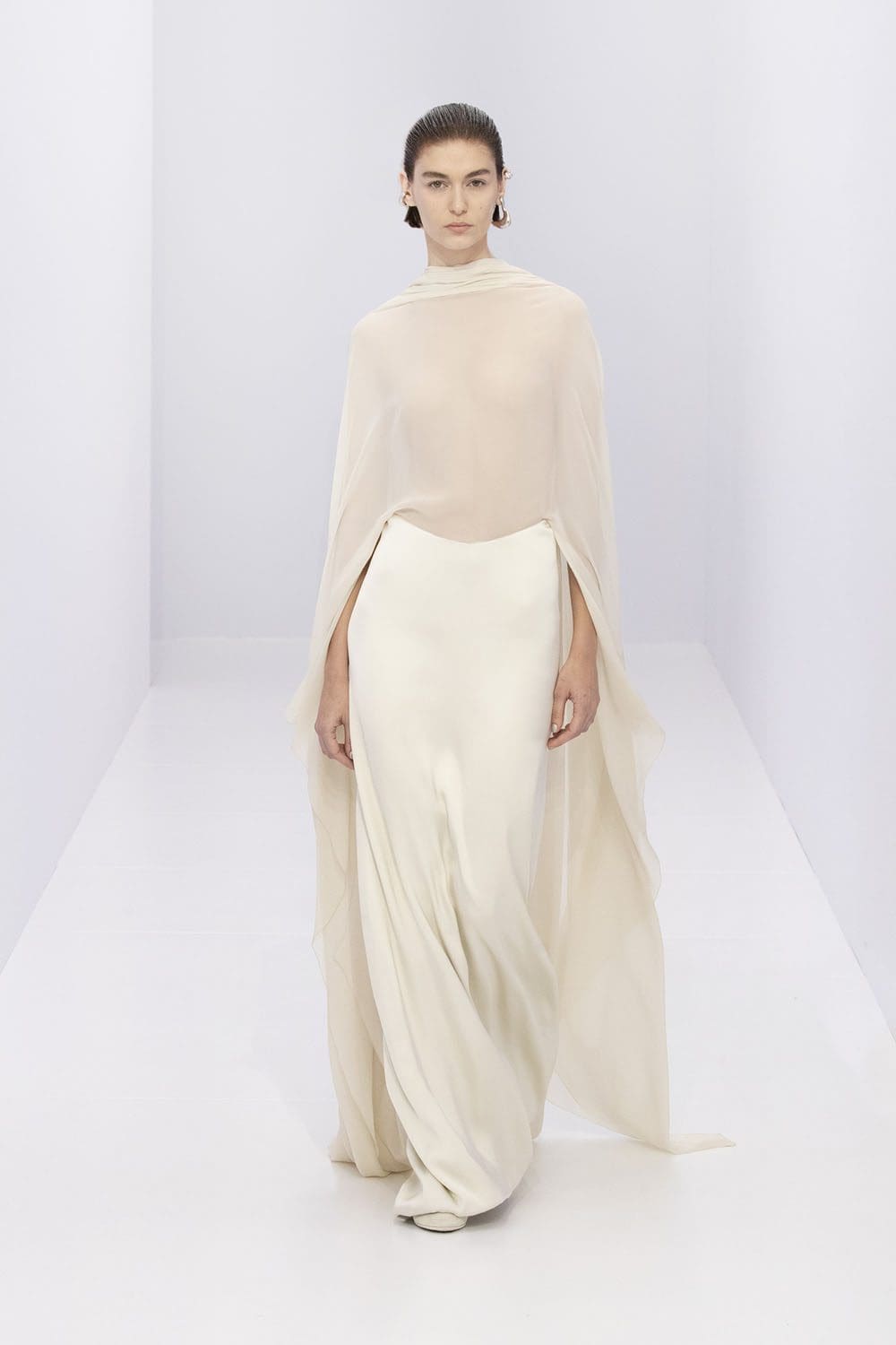 Fendi Couture Spring Summer 2023 Runway Magazine 14