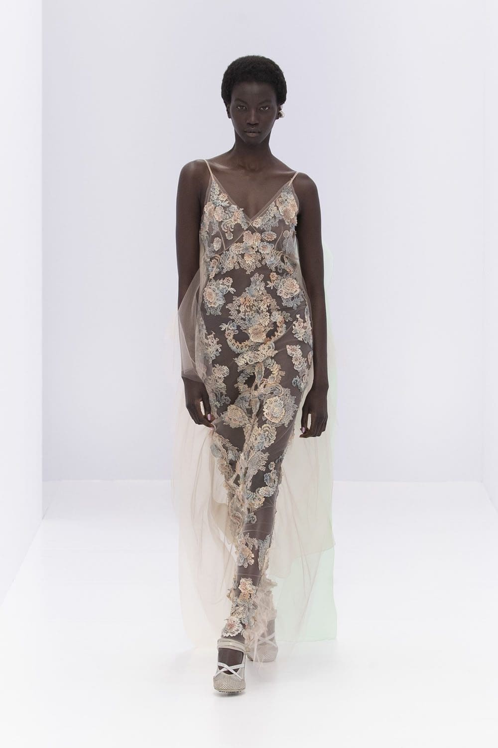 Fendi Couture Spring Summer 2023 Runway Magazine 37