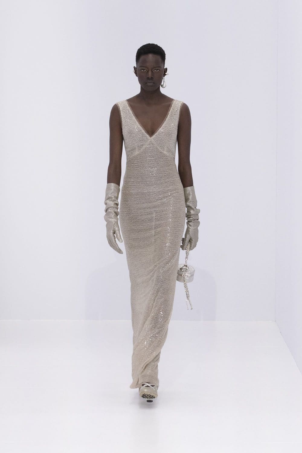 Fendi Couture Spring Summer 2023 Runway Magazine 4
