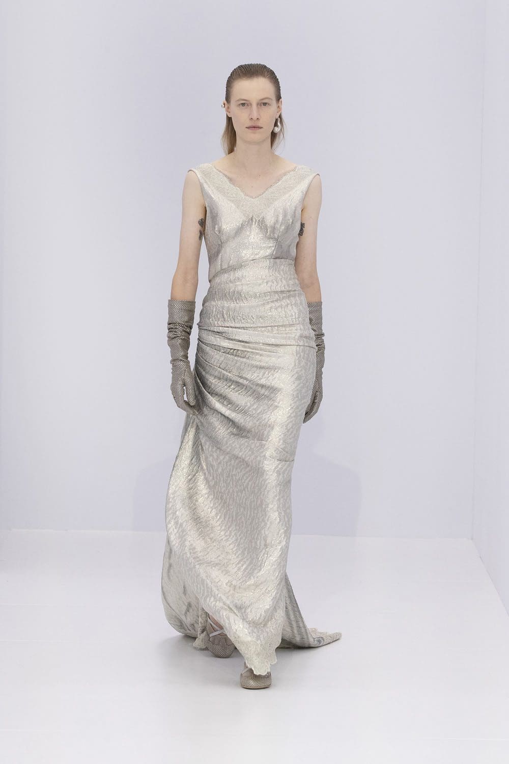 Fendi Couture Spring Summer 2023 Runway Magazine 5