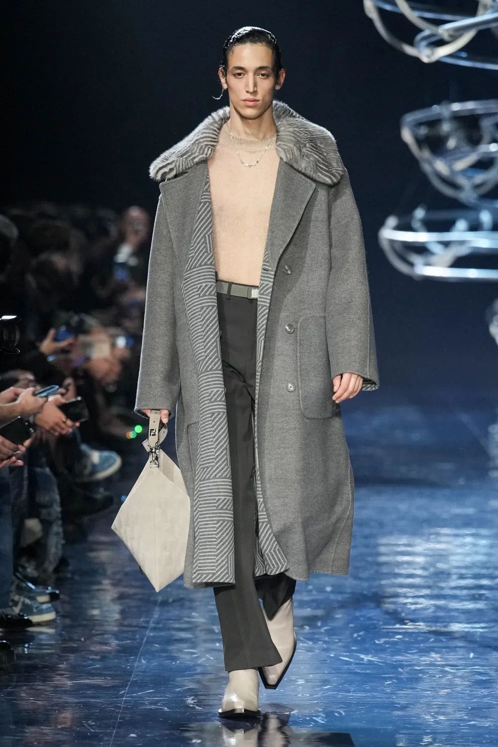 Fendi Fall Winter 2023 2024 Menswear Runway Magazine 18