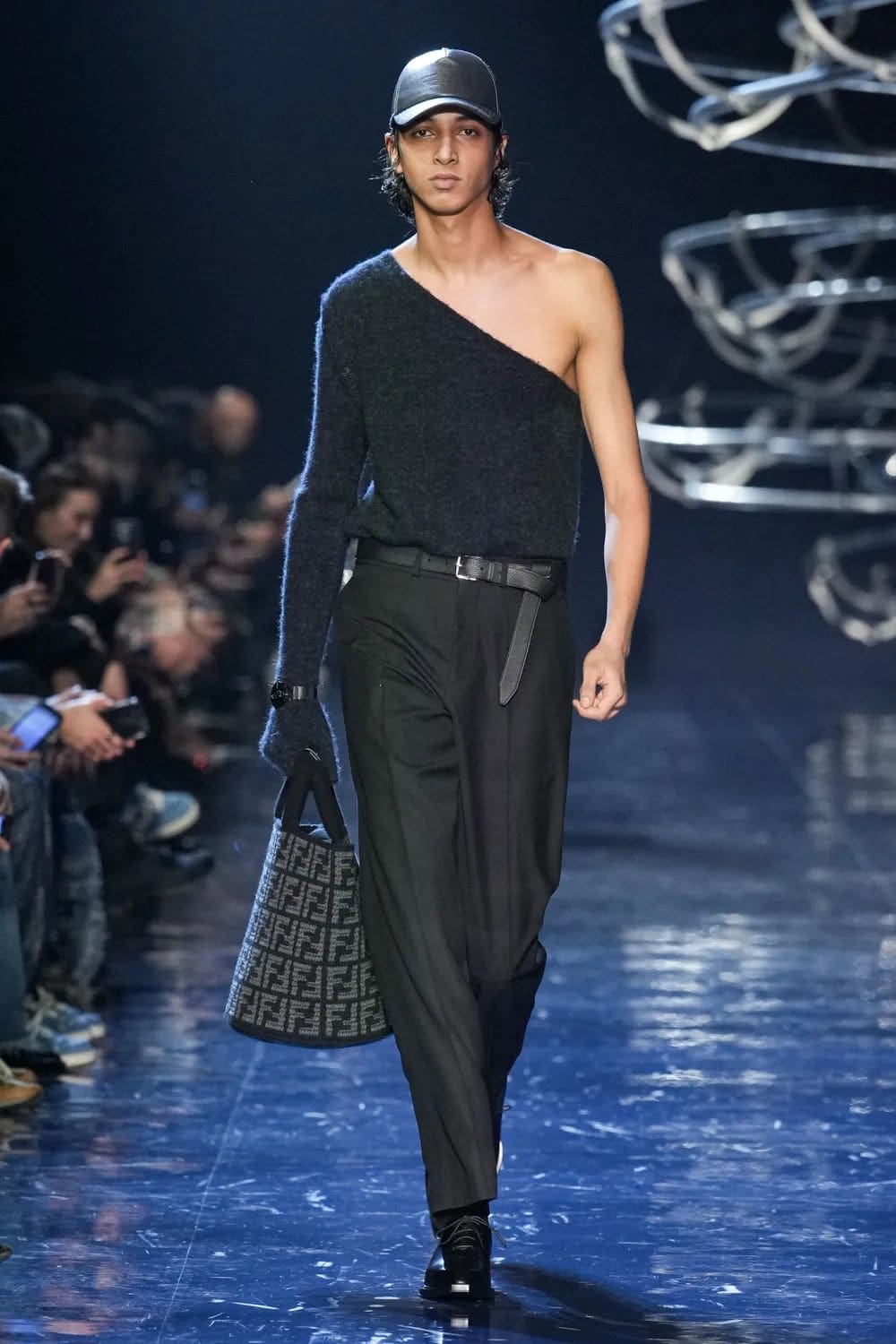 Fendi Fall Winter 2023 2024 Menswear Runway Magazine 26