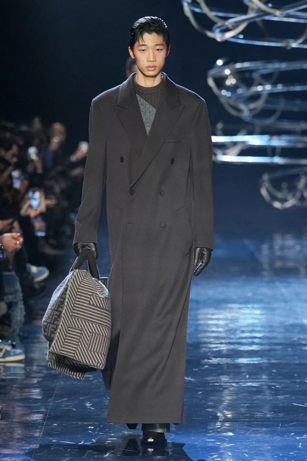 Fendi Fall Winter 2023 2024 Menswear Runway Magazine 3