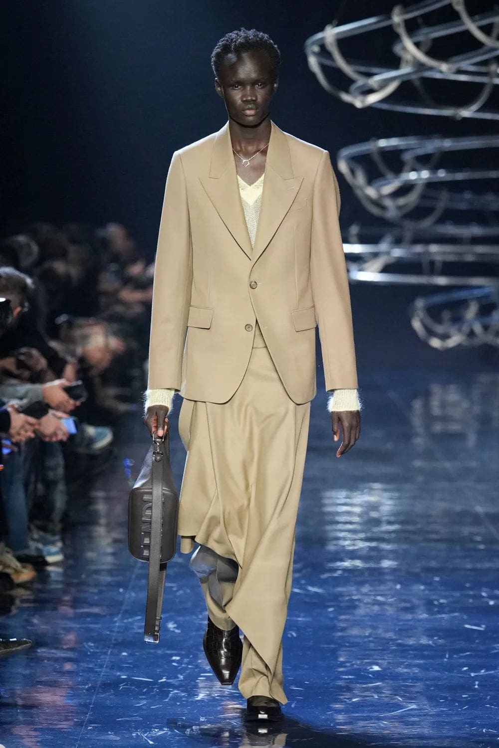 Fendi Fall Winter 2023 2024 Menswear Runway Magazine 34