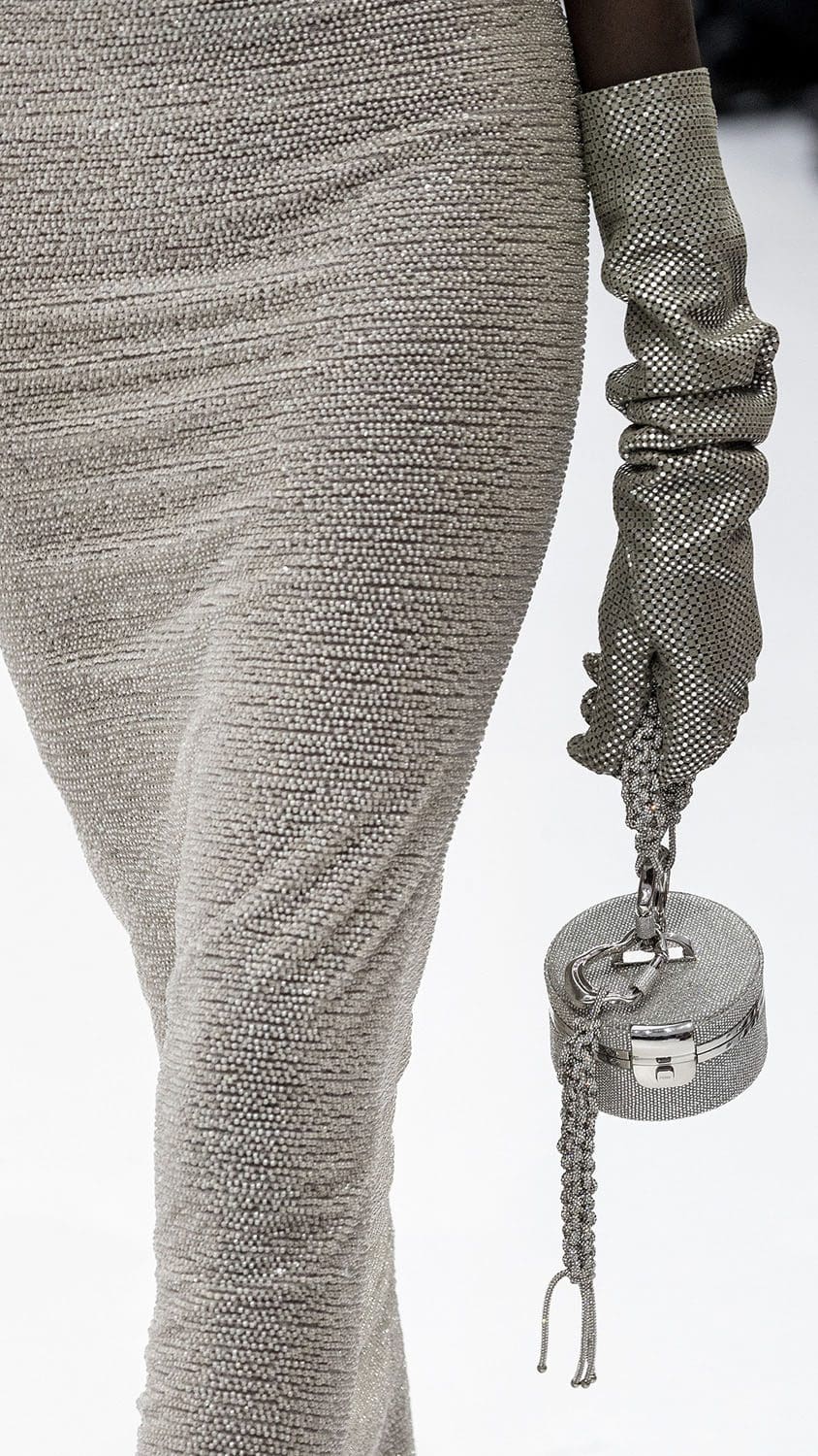 Fendi Haute Couture Spring Summer 2023 Details Close Up Runway Magazine 10