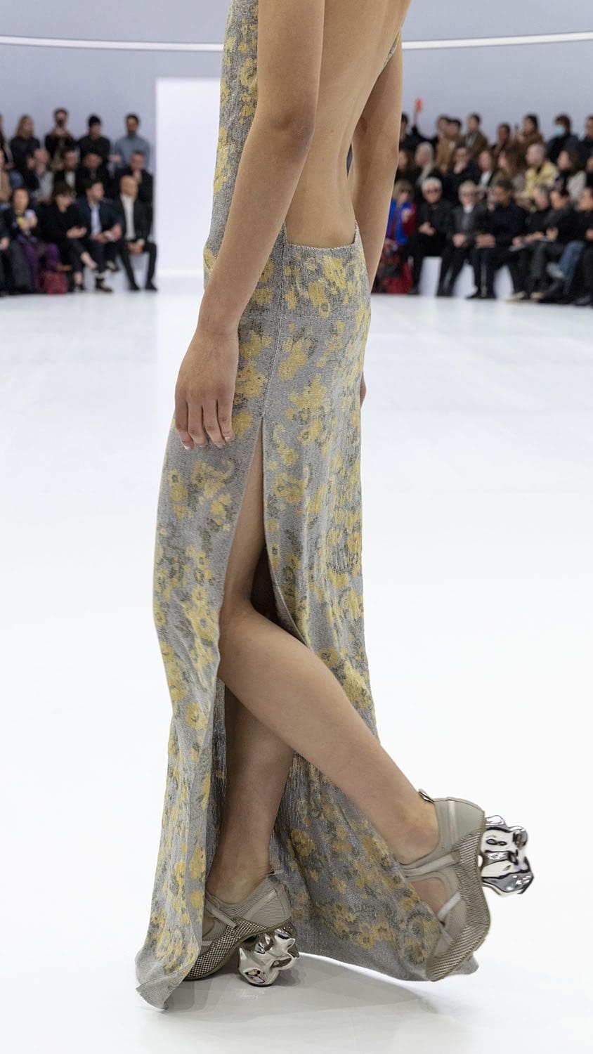 Fendi Haute Couture Spring Summer 2023 Details Close Up Runway Magazine 100