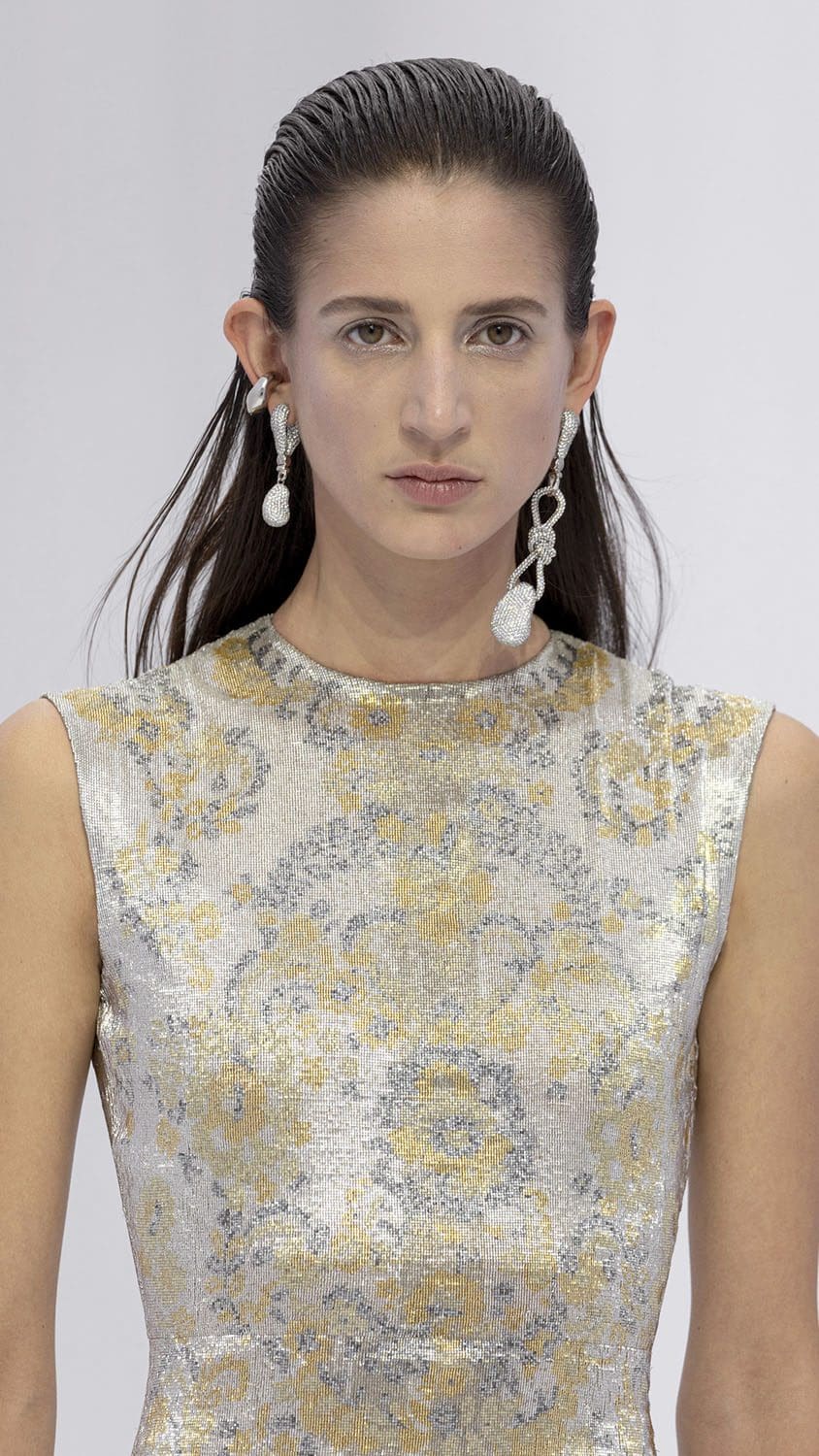 Fendi Haute Couture Spring Summer 2023 Details Close Up Runway Magazine 104