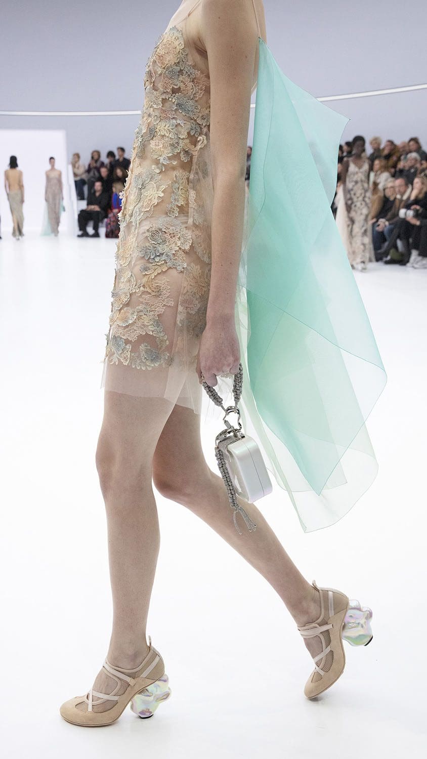 Fendi Haute Couture Spring Summer 2023 Details Close Up Runway Magazine 108