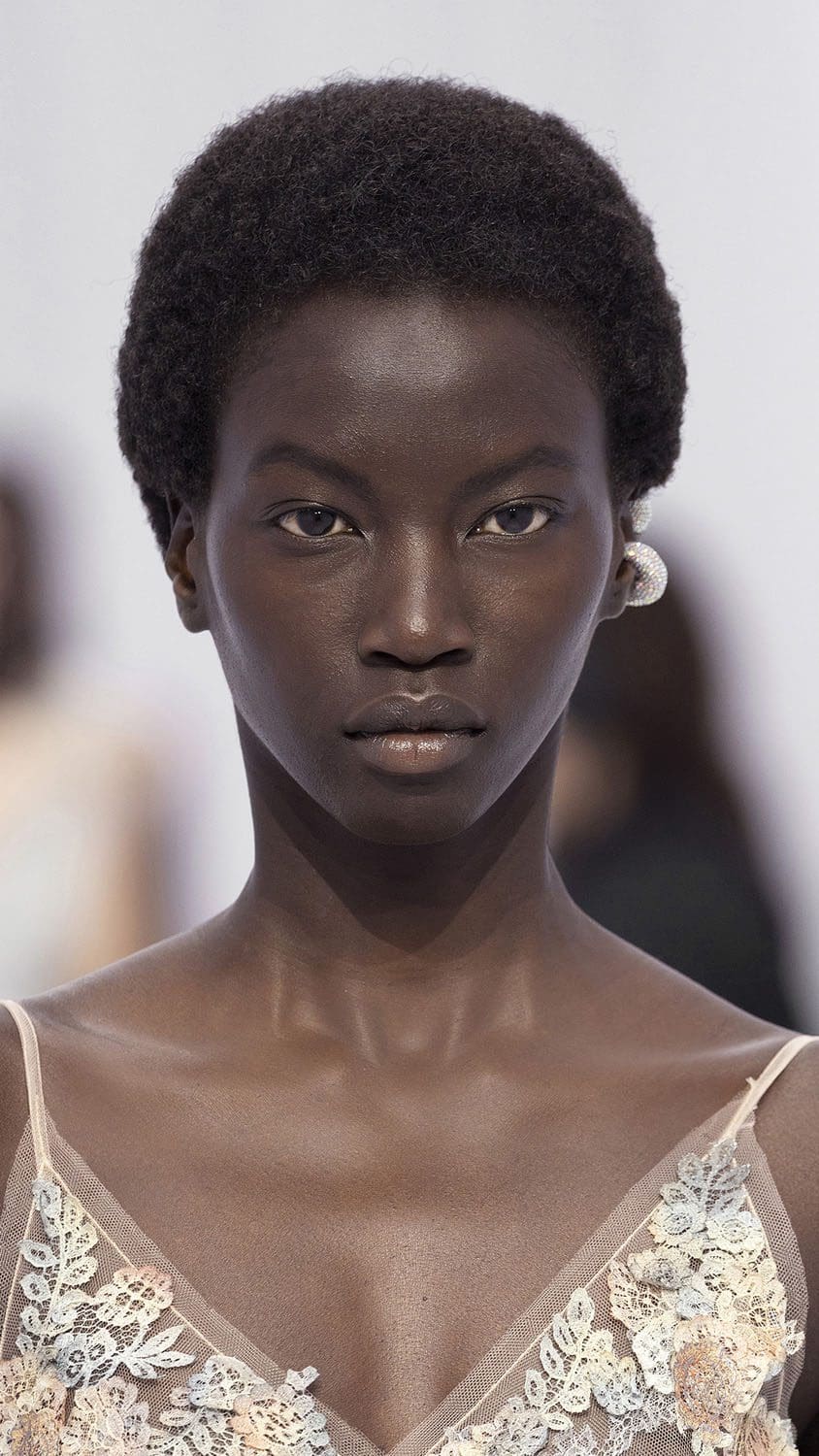 Fendi Haute Couture Spring Summer 2023 Details Close Up Runway Magazine 110