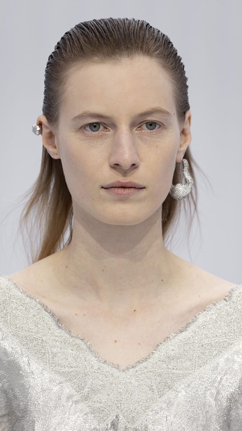 Fendi Haute Couture Spring Summer 2023 Details Close Up Runway Magazine 14