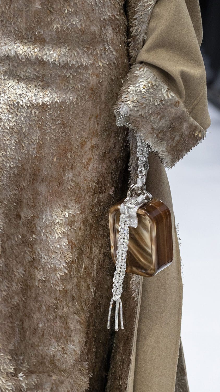 Fendi Haute Couture Spring Summer 2023 Details Close Up Runway Magazine 19