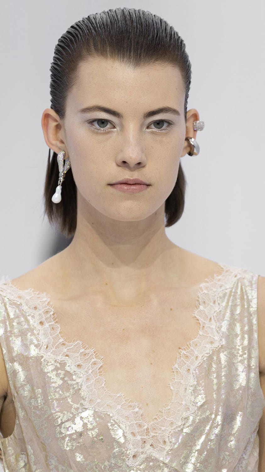 Fendi Haute Couture Spring Summer 2023 Details Close Up Runway Magazine 23