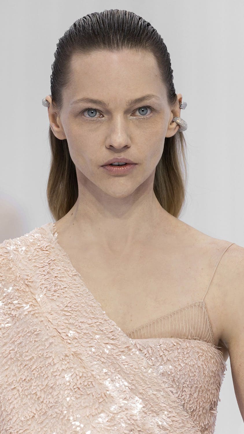 Fendi Haute Couture Spring Summer 2023 Details Close Up Runway Magazine 26