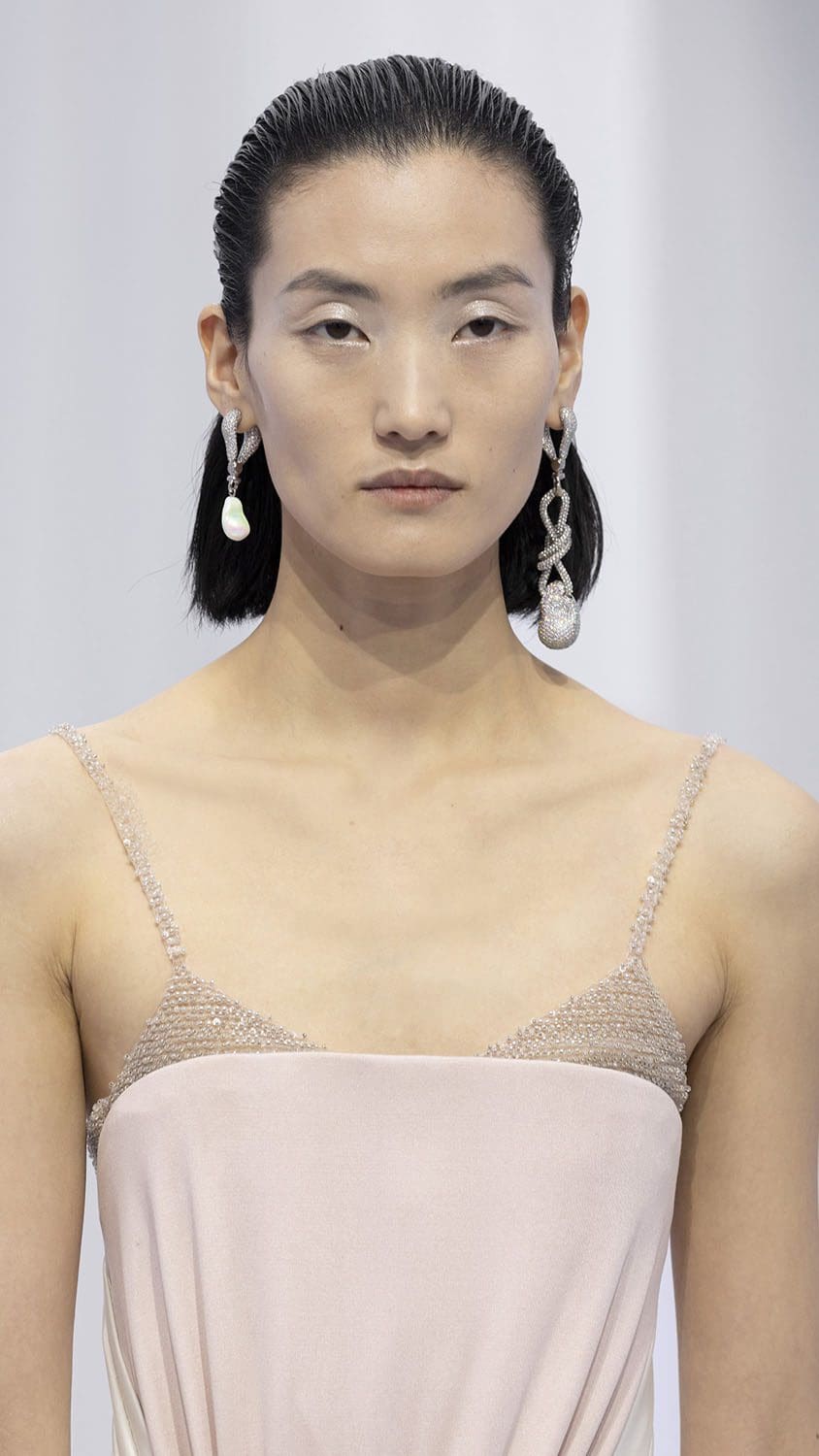 Fendi Haute Couture Spring Summer 2023 Details Close Up Runway Magazine 29