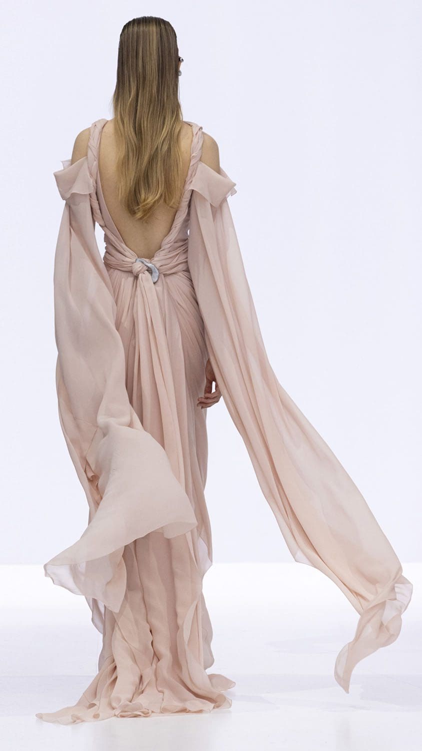Fendi Haute Couture Spring Summer 2023 Details Close Up Runway Magazine 33