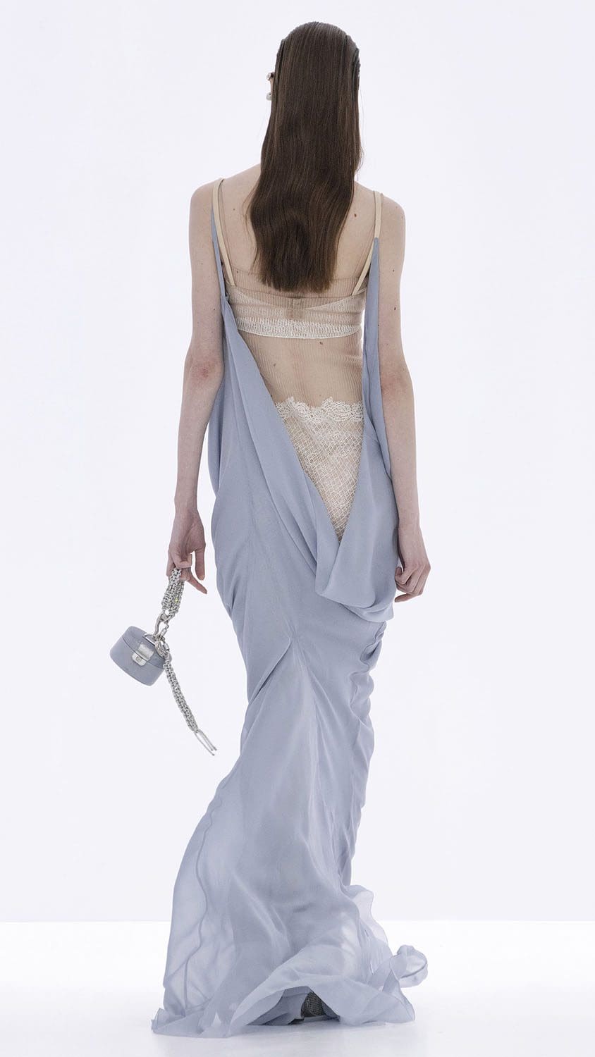 Fendi Haute Couture Spring Summer 2023 Details Close Up Runway Magazine 45