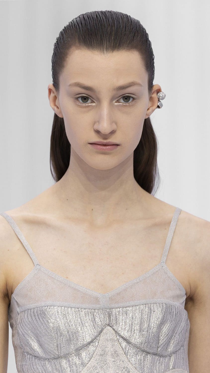 Fendi Haute Couture Spring Summer 2023 Details Close Up Runway Magazine 5