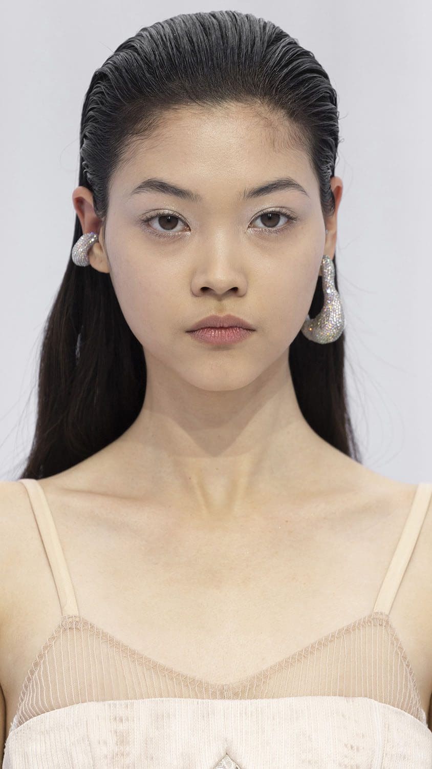 Fendi Haute Couture Spring Summer 2023 Details Close Up Runway Magazine 56