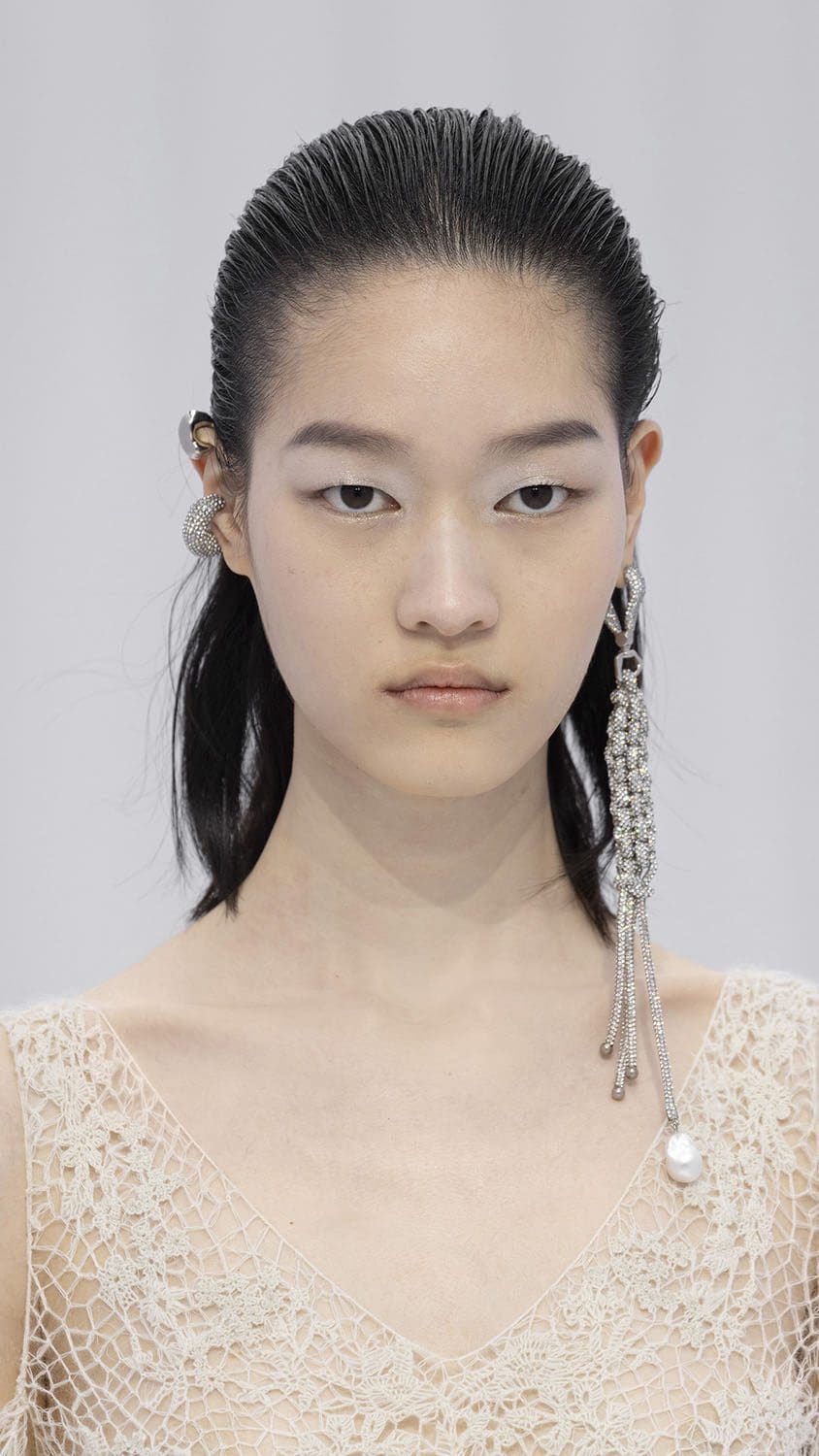 Fendi Haute Couture Spring Summer 2023 Details Close Up Runway Magazine 68
