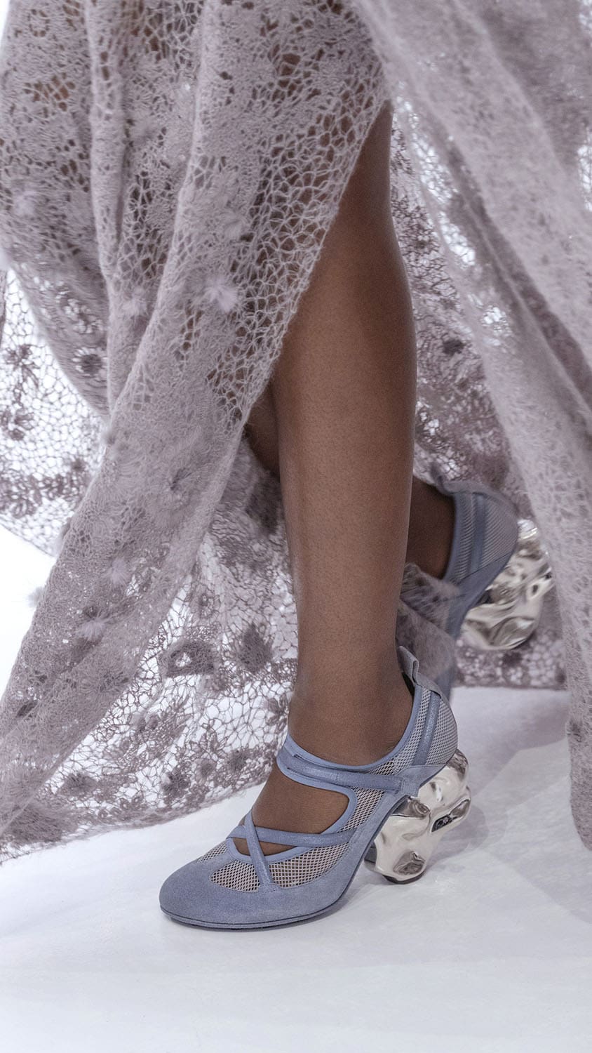Fendi Haute Couture Spring Summer 2023 Details Close Up Runway Magazine 72