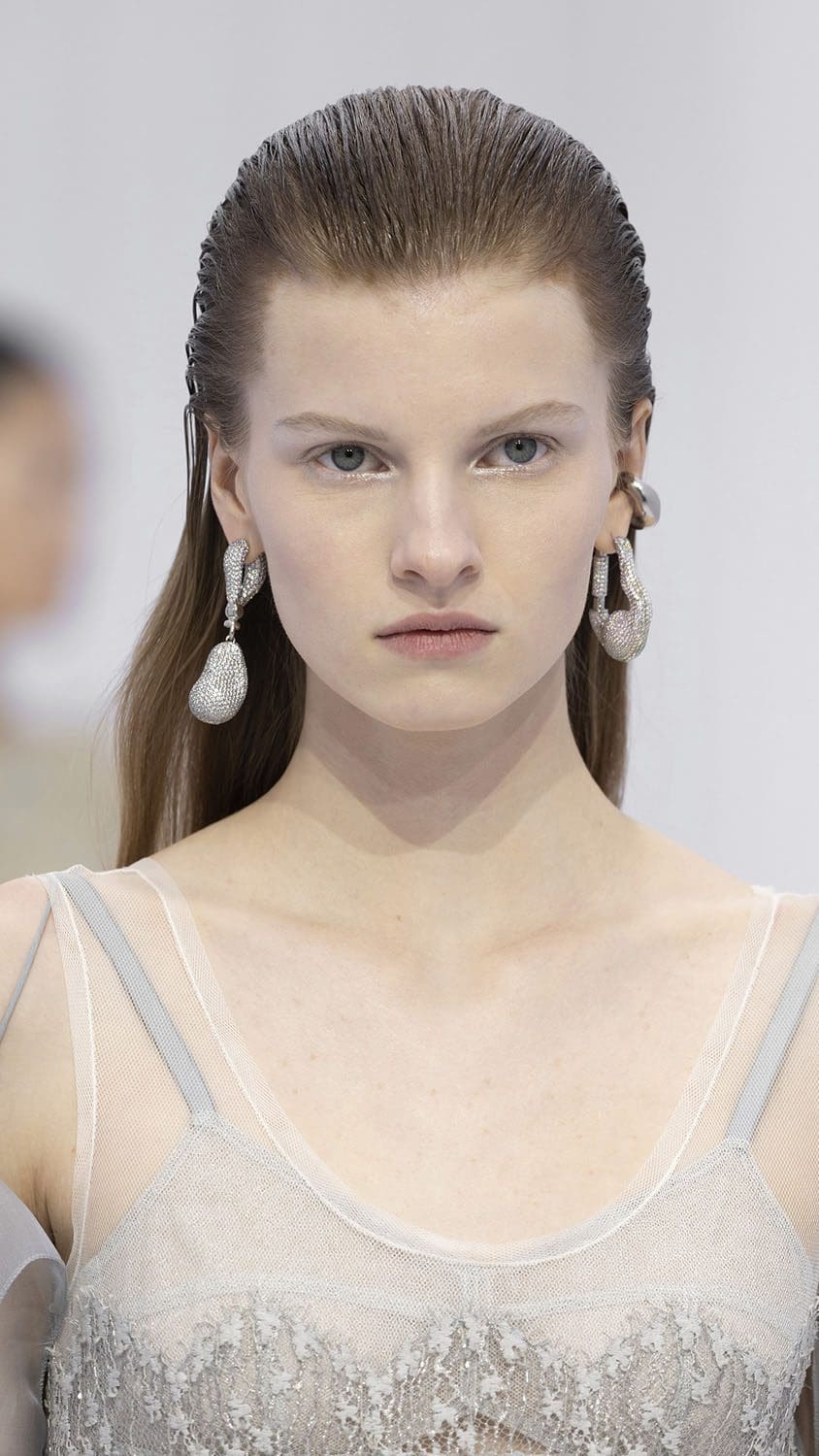Fendi Haute Couture Spring Summer 2023 Details Close Up Runway Magazine 89