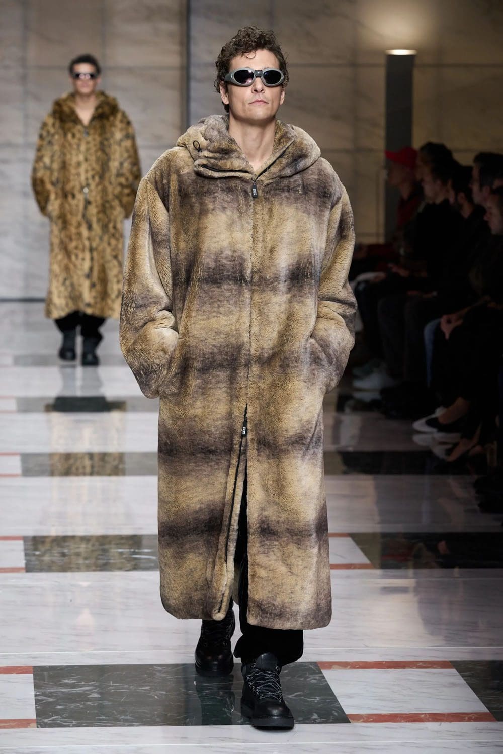 Giorgio Armani Fall Winter 2023 2024 Menswear Runway Magazine 12