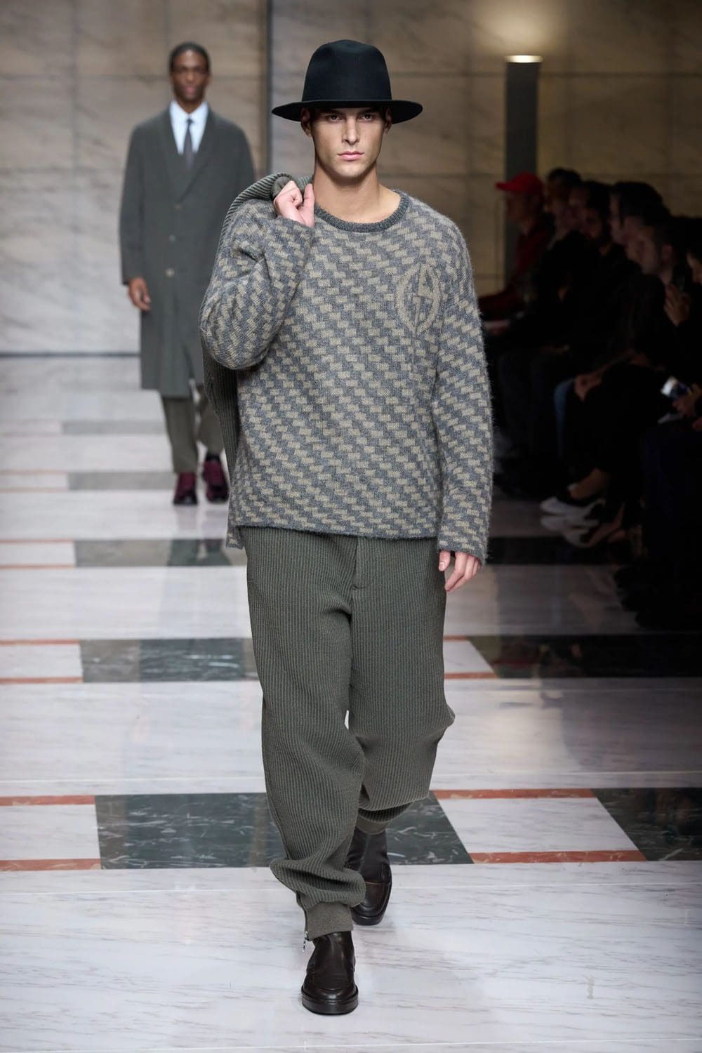Giorgio Armani Fall Winter 2023 2024 Menswear Runway Magazine 28
