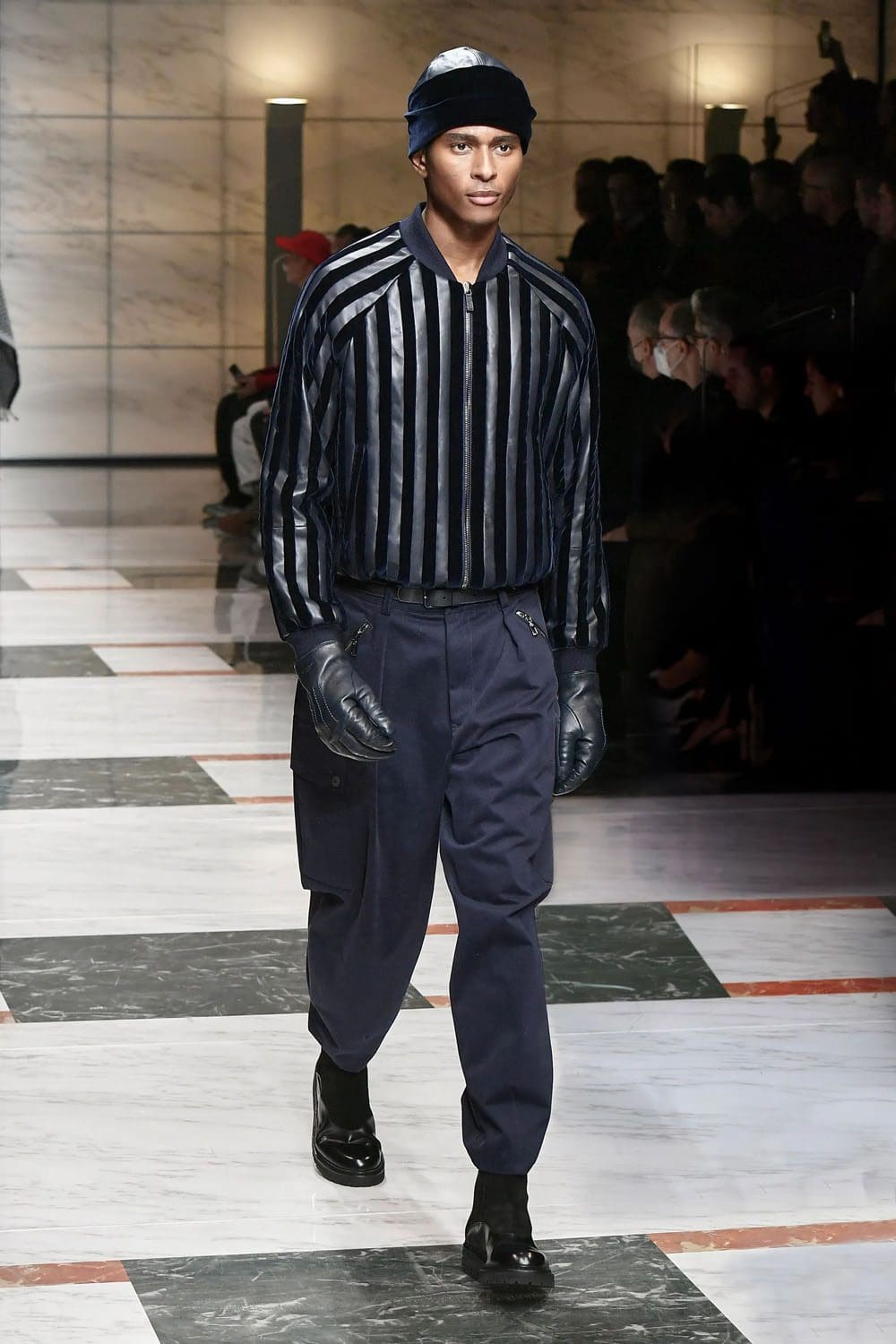 Giorgio Armani Fall Winter 2023 2024 Menswear Runway Magazine 41
