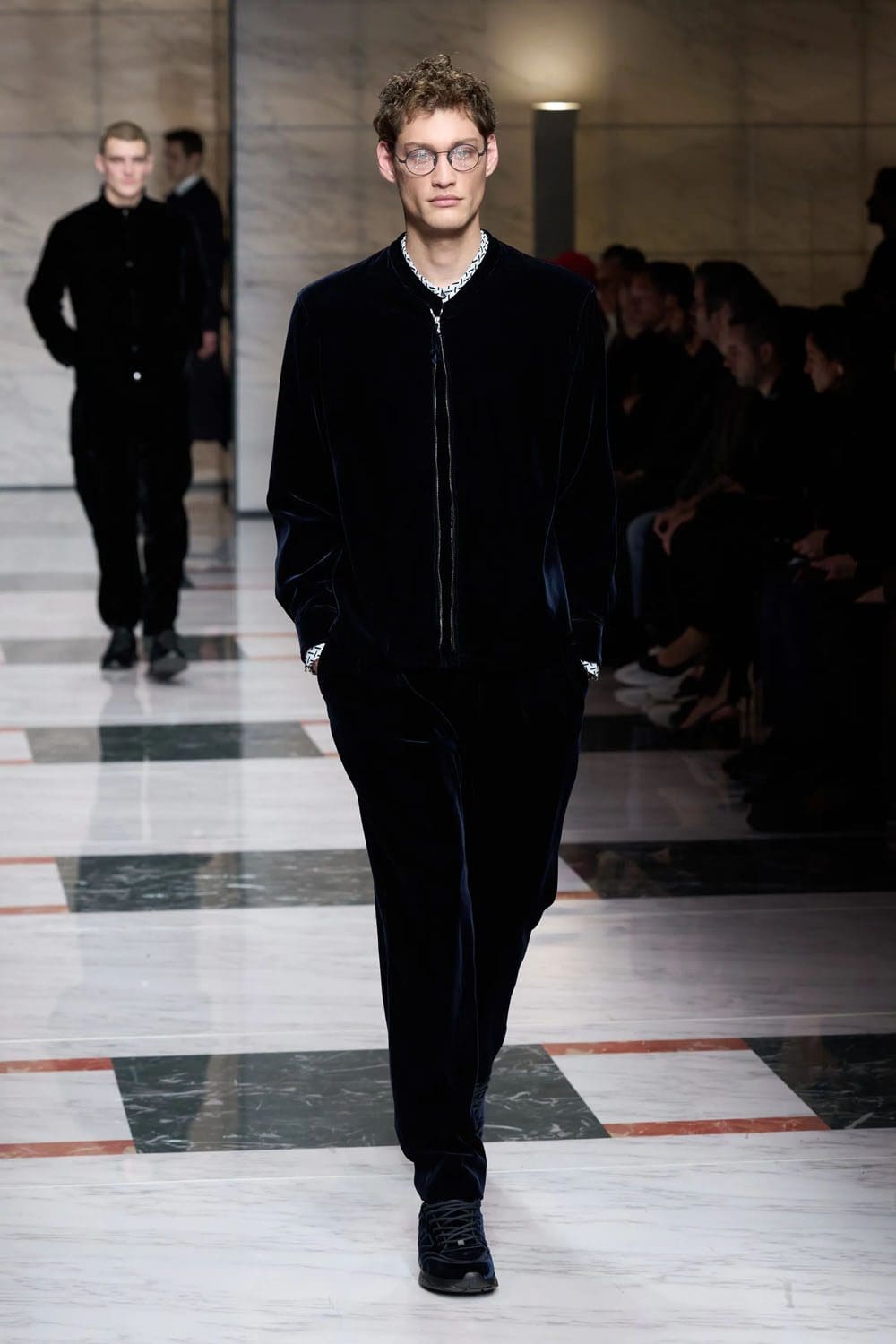 Giorgio Armani Fall Winter 2023 2024 Menswear Runway Magazine 47