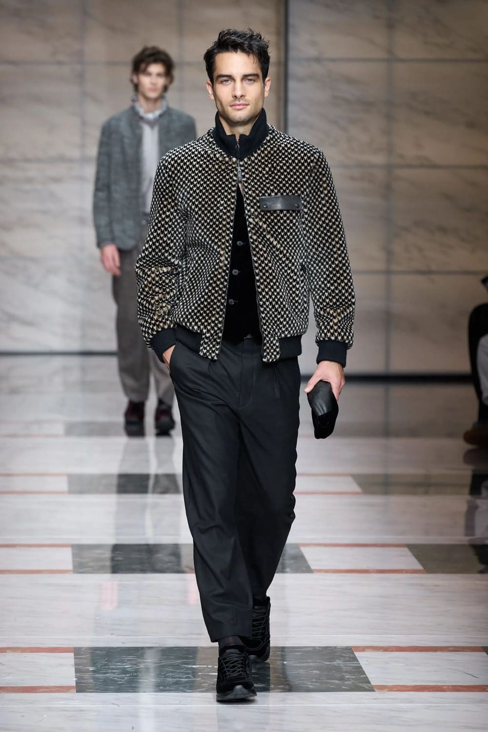 Giorgio Armani Fall Winter 2023 2024 Menswear Runway Magazine 6