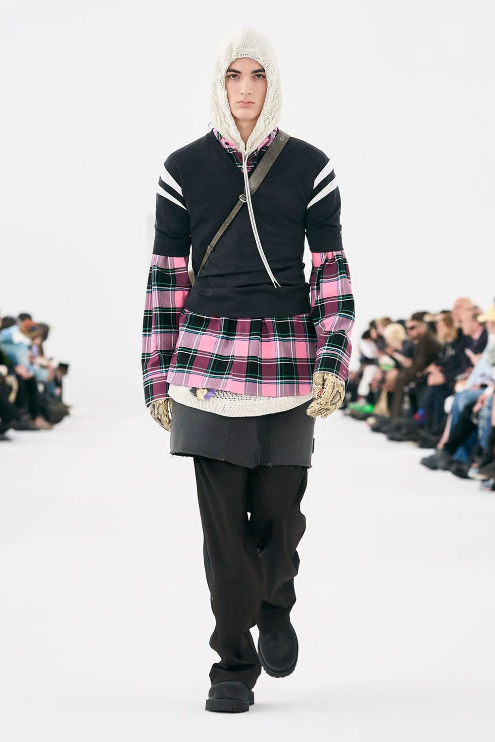 Givenchy Fall Winter 2023 2024 Menswear Runway Magazine 15