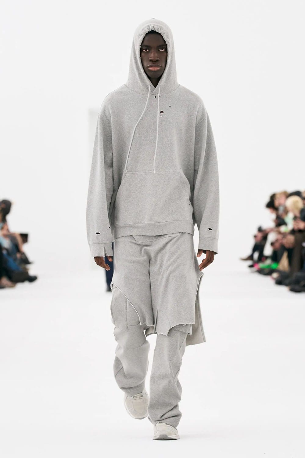 Givenchy Fall Winter 2023 2024 Menswear Runway Magazine 23