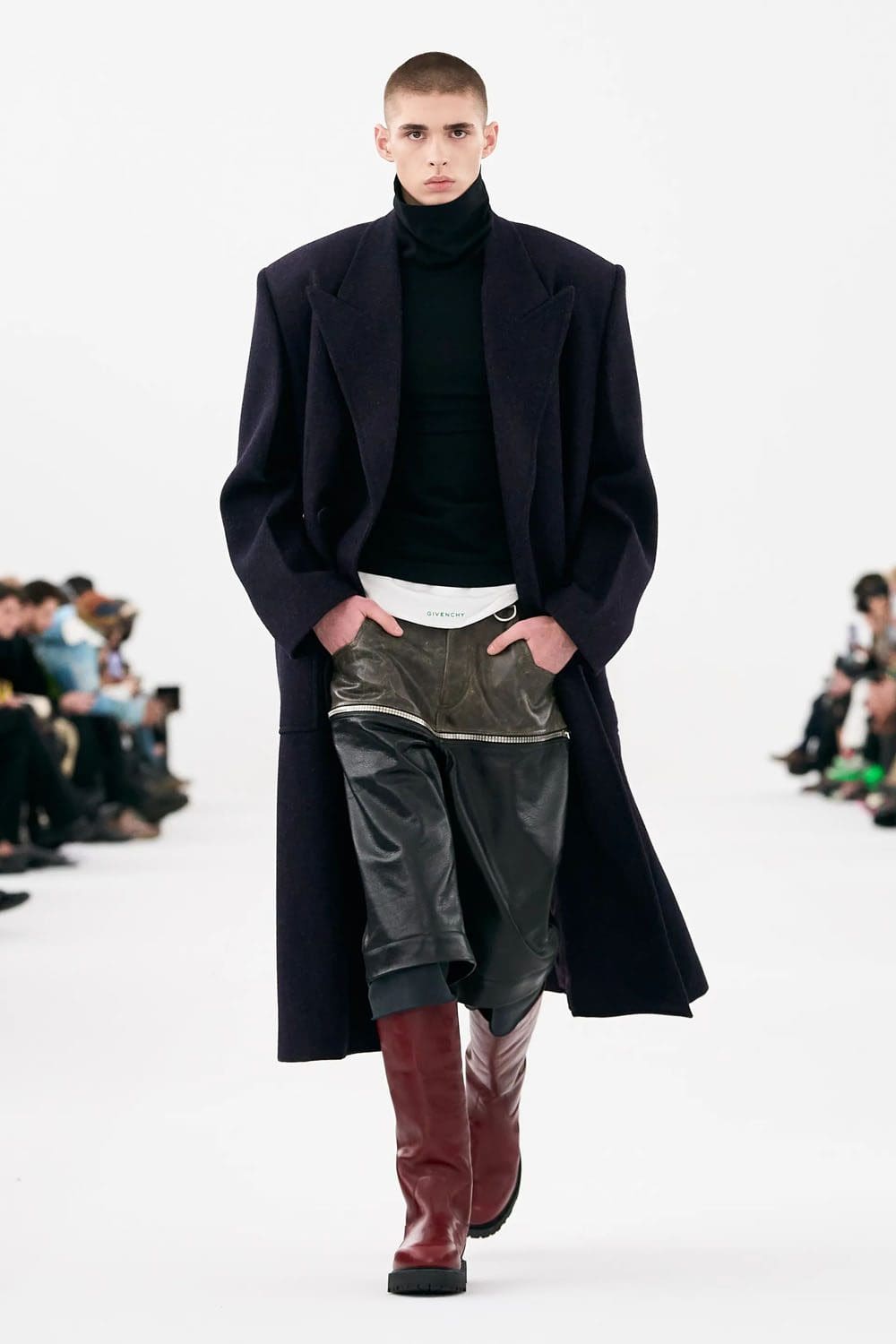 Givenchy Fall Winter 2023 2024 Menswear Runway Magazine 5
