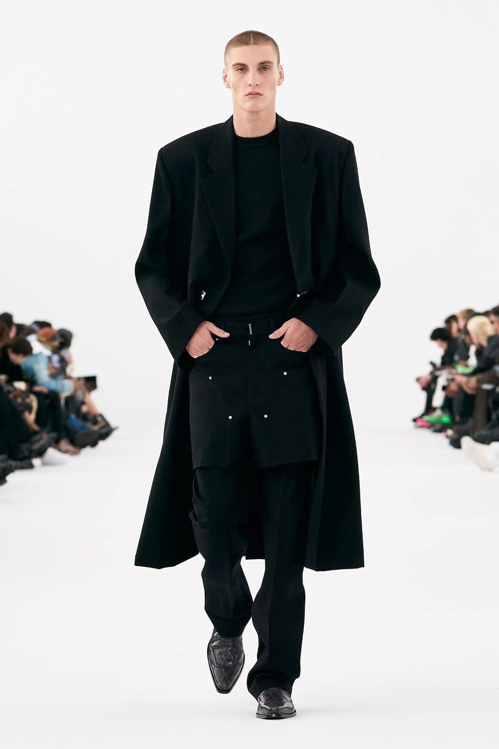 Givenchy Fall Winter 2023 2024 Menswear Runway Magazine 52