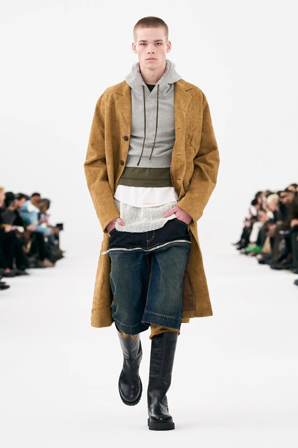 Givenchy Fall Winter 2023 2024 Menswear Runway Magazine 7