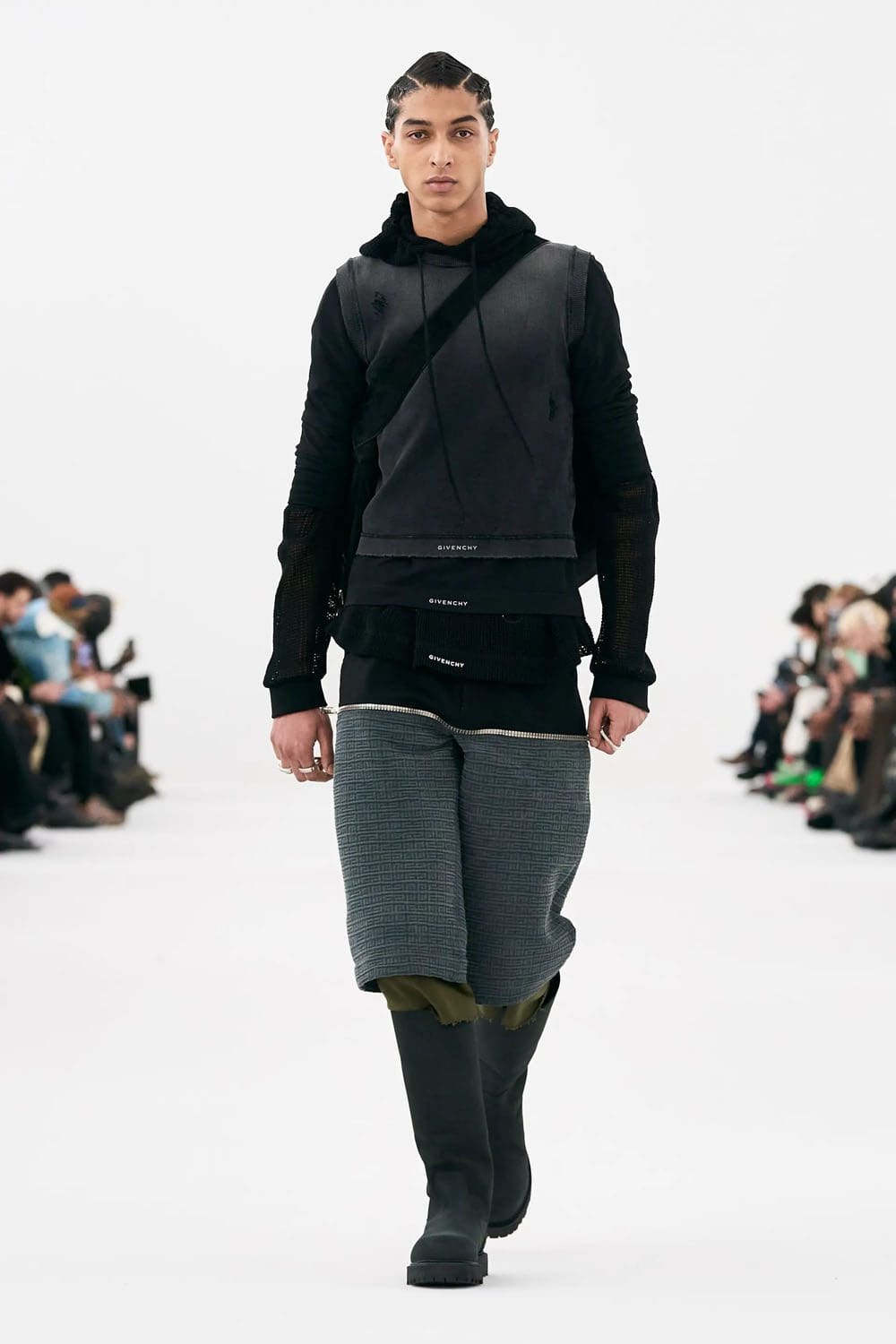 Givenchy Fall Winter 2023 2024 Menswear Runway Magazine 9