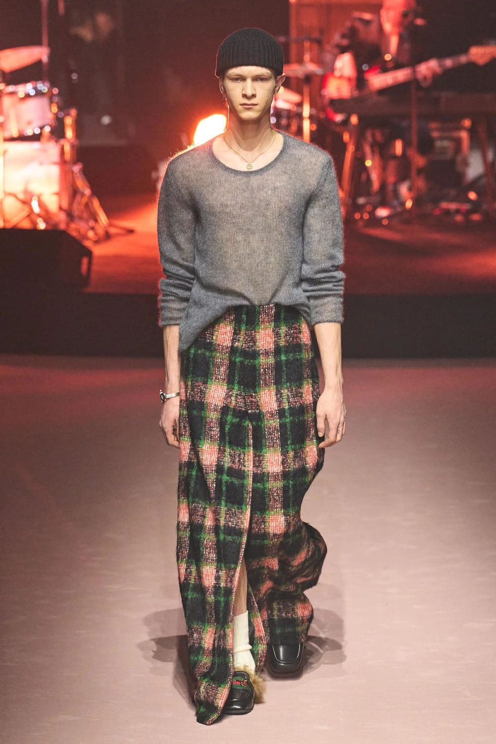 Gucci Fall Winter 2023 2024 Runway Magazine 13